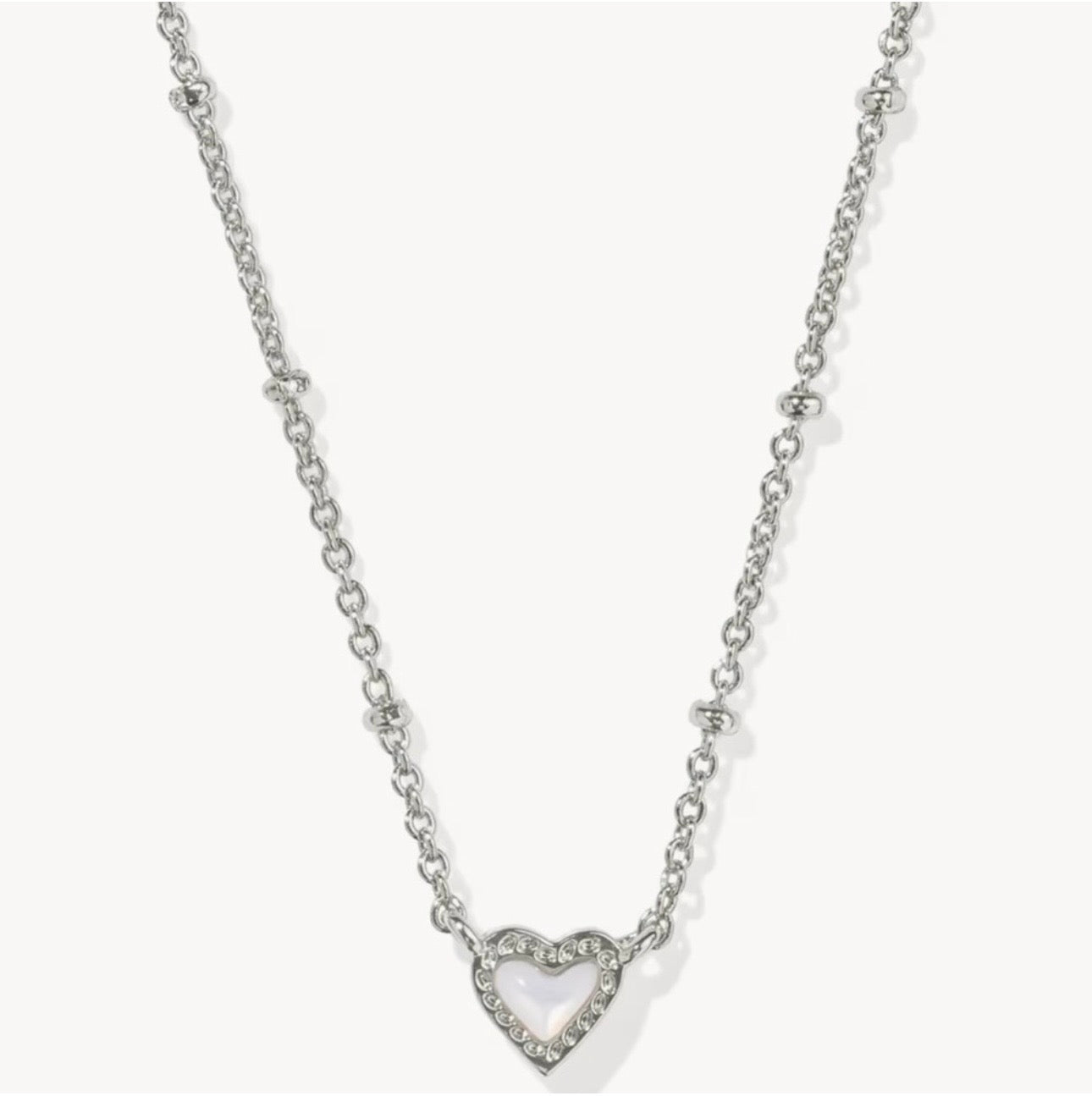Kendra Scott Mini Ari Heart Necklace Silver Mother of Pearl