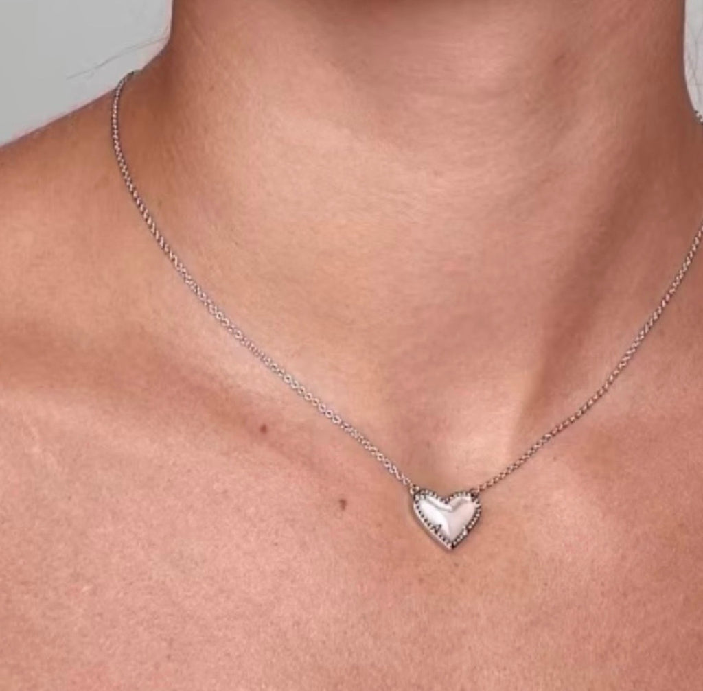 Kendra Scott Ari Heart Necklace Silver Mother of Pearl
