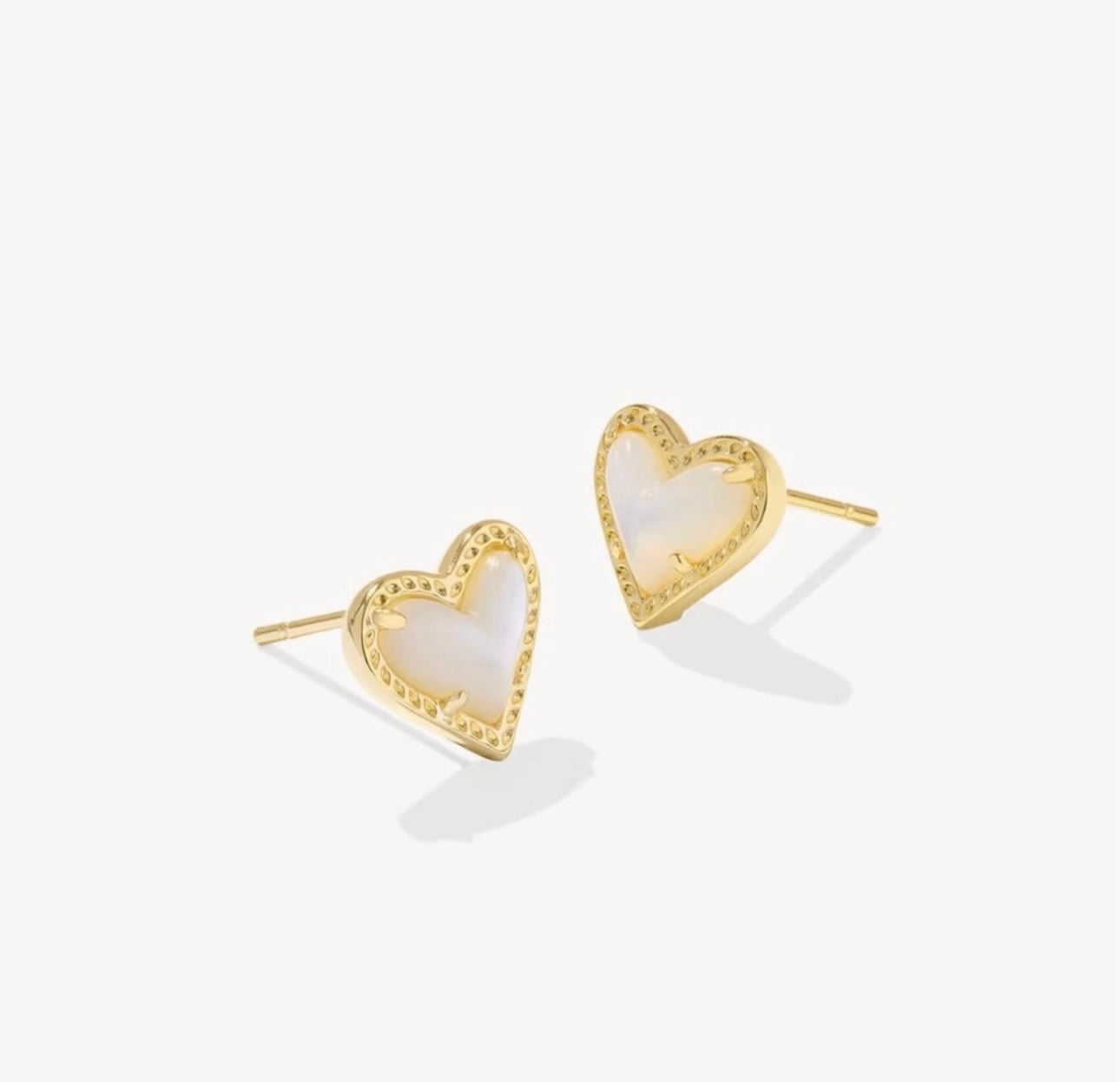 Kendra Scott Ari Heart Stud Earrings Gold Mother of Pearl