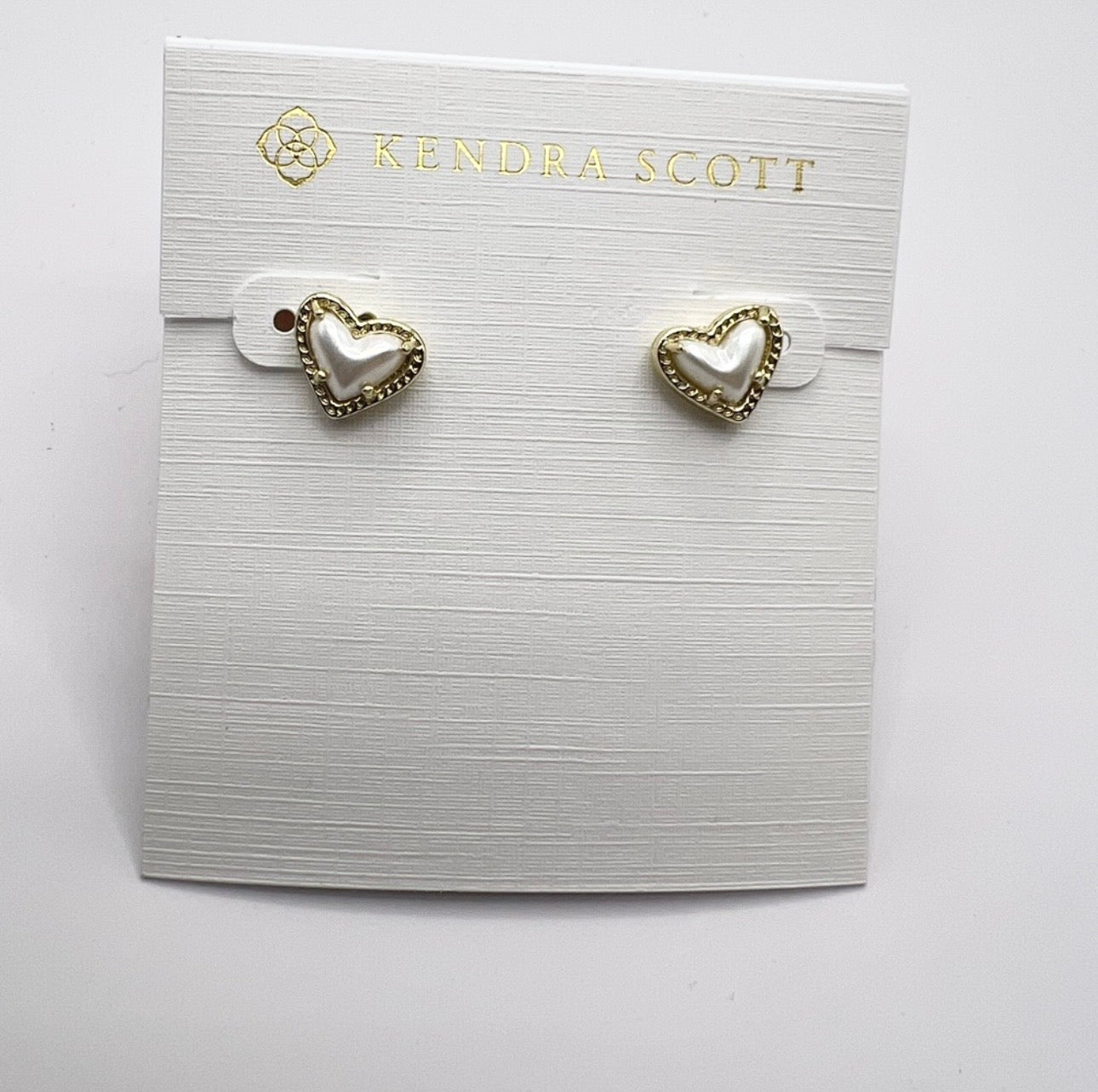 Kendra Scott Ari Heart Stud Earrings Gold Mother of Pearl